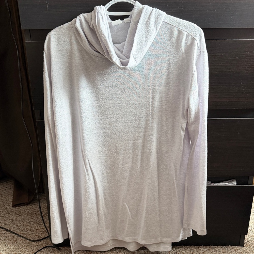GAP Light Gray Hooded Top